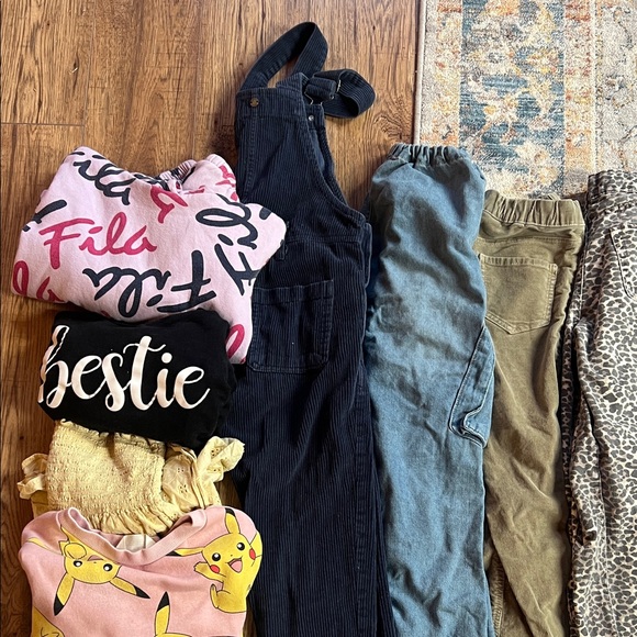 Assorted Girls Clothing Collection - Picture 3 of 5